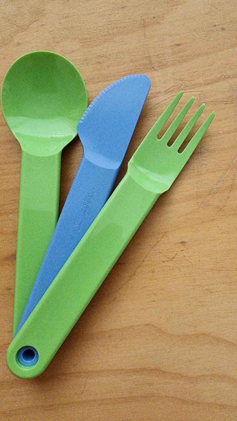 Tupperware Set di posate: Kinder Besteck Tupperware – Nuovo e nell'imballaggio originale da Meisterschwanden venduto da TiSiBu59