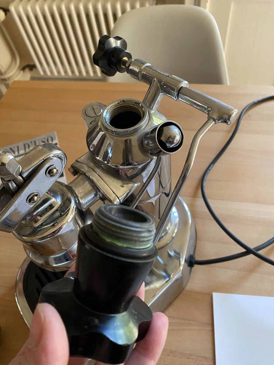 La Pavoni Kaffeemaschinen & Espressomaschinen: La Pavoni Europiccola Espressomaschine – Gebraucht aus St. Gallen von Buechi17 6