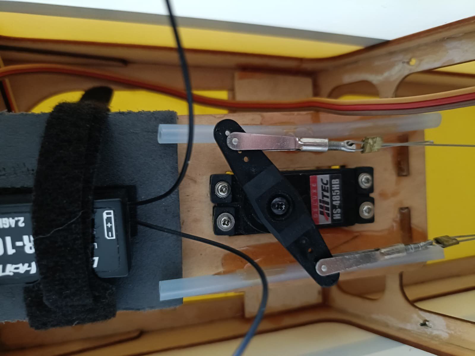 Modellismo RC: Ultimate Doppeldecker – Usato da Möriken AG venduto da koe_9m7l 7