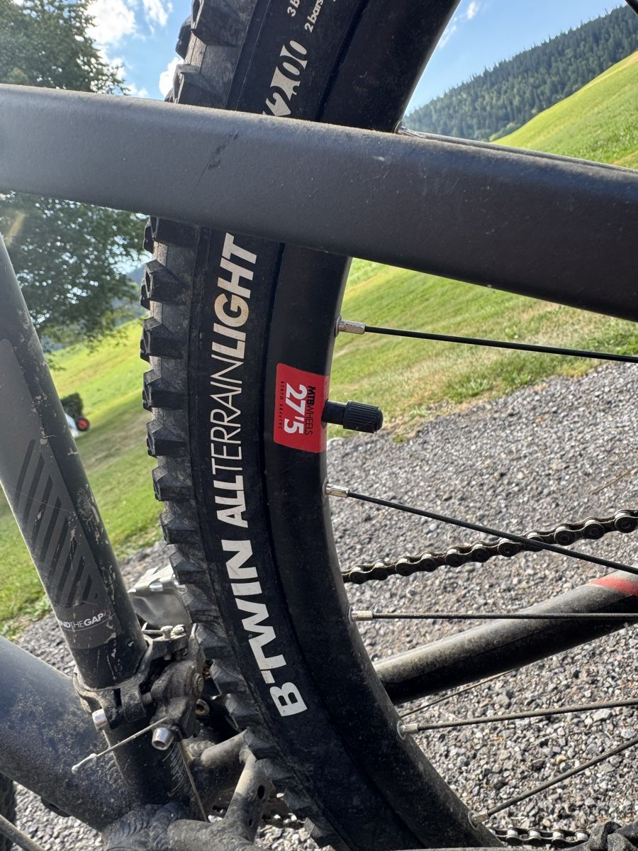 Vélos: VTT B'TWIN Rockrider 540  – D'occasion à Les Verrières par chl_5bnz 4