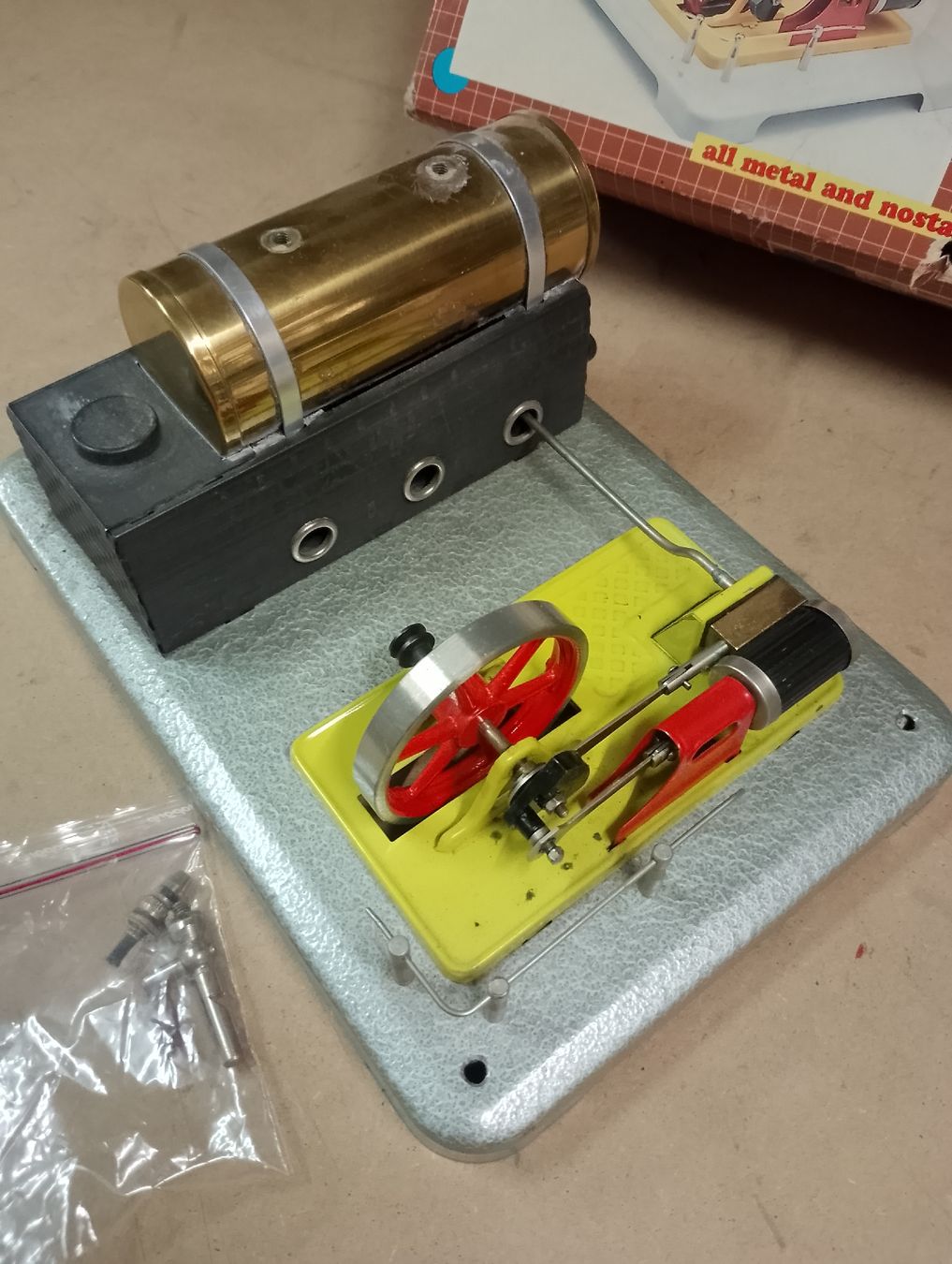 Gama Modellbausätze & Standmodelle: Dampfmaschine von GAMA mit OVP – Gebraucht aus Safenwil von dodgewc12 1