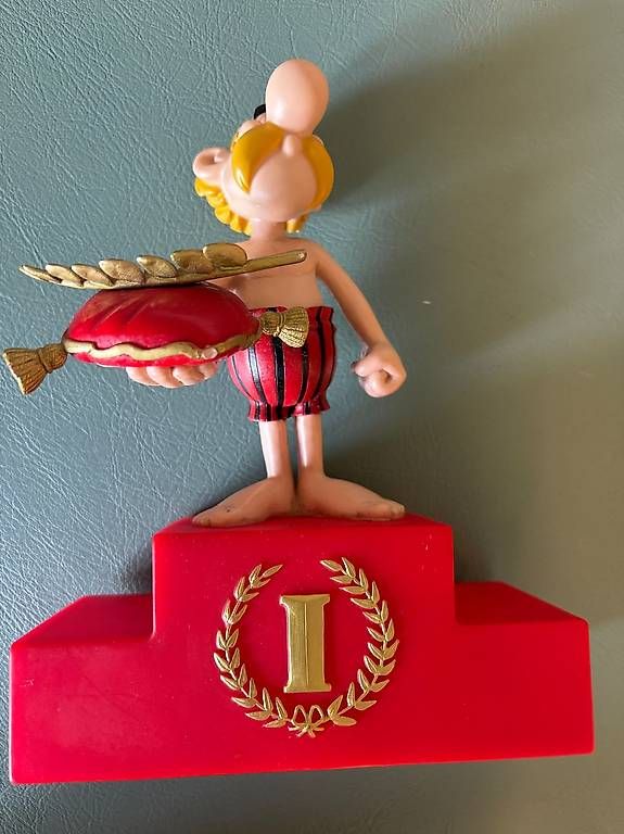 Salvadanai: Tirelire Astérix – Usato da Genève venduto da Johnny345 1