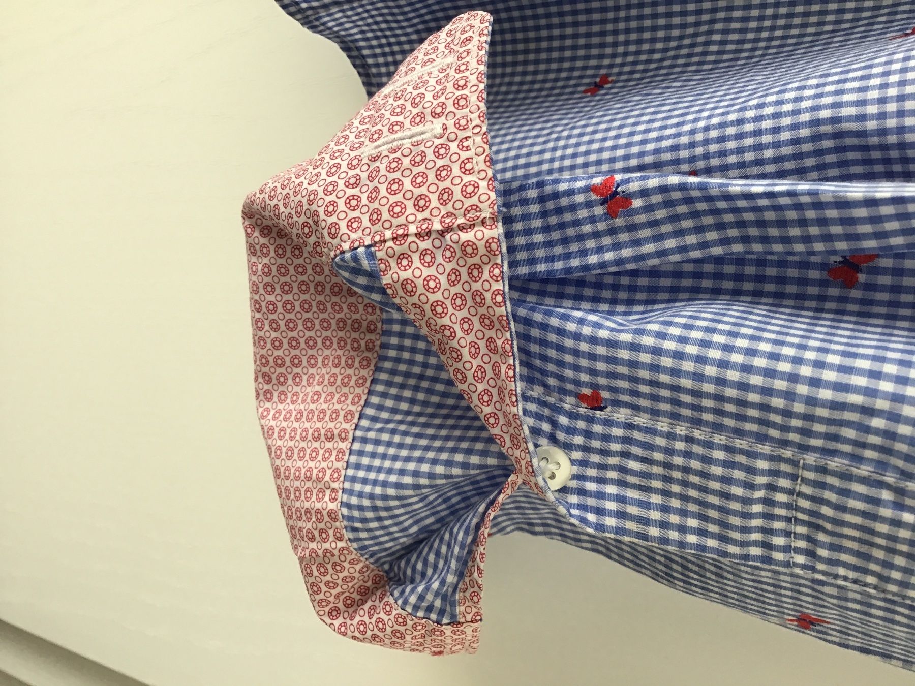 Robert Friedman Camicette: ROBERT FRIEDMAN BLUSE GR. S kariert mit Schmetterlingen – Nuovo (secondo la descrizione) da Glattfelden venduto da ire_w6h2 6