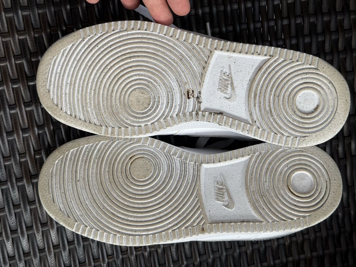 Nike Scarpe da donna: Nike weiss silber Grösse 38 – Usato da Münchenstein venduto da sof_8vcz 4