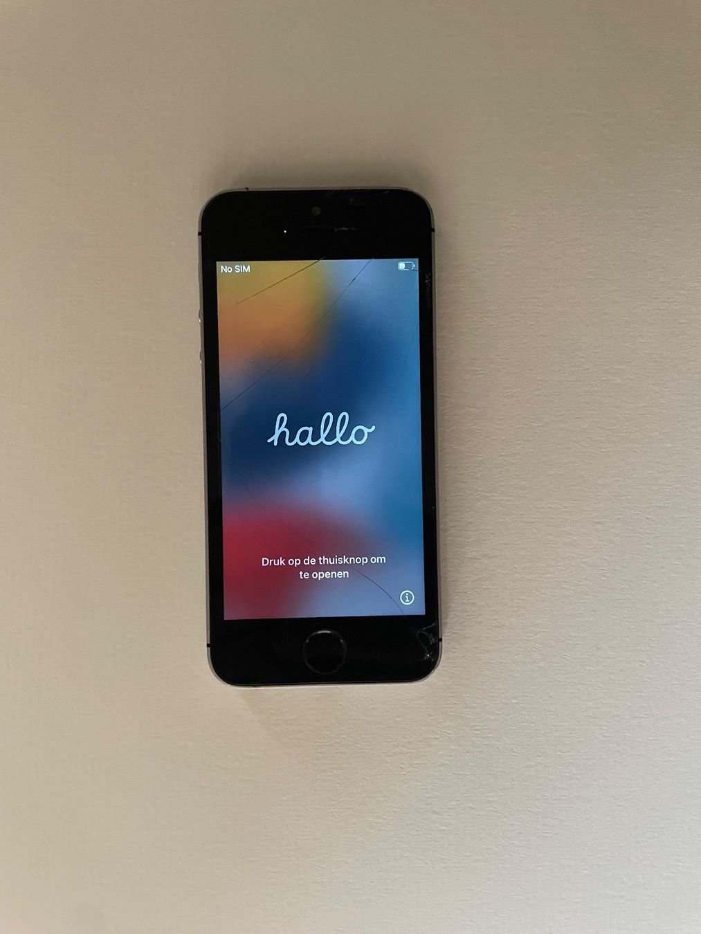 Apple Telefoni cellulari / Smartphones: Apple iPhone SE 32GB - Defekt – Difettoso da Biel/Bienne venduto da Cyp79