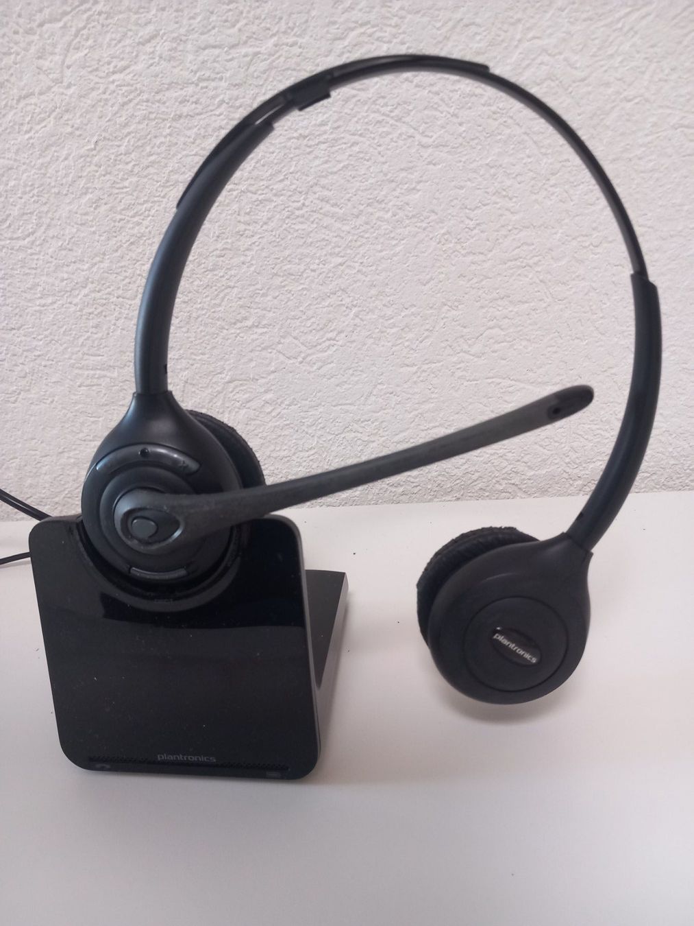 Plantronics Telefoni: Plantronics CS 520 Headset mit Ladestation - Guter Zustand – Usato da Oensingen venduto da WeApSo45