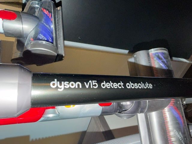 Dyson Aspirapolveri & Accessori: Dyson V15 detect absolute mit Floor Doc – Usato da Zürich venduto da MelanieA2101 4