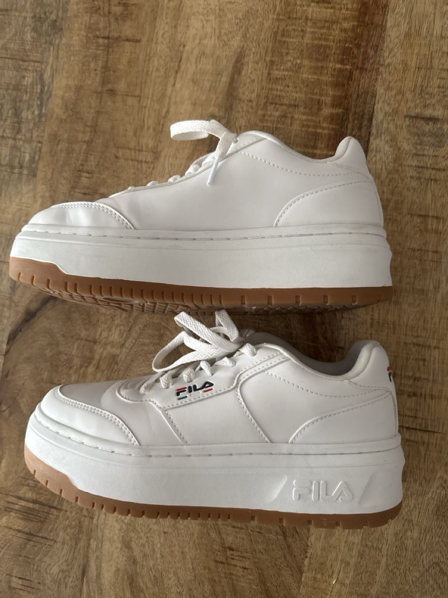 Fila Scarpe da donna: Fila Sneaker weiss Grösse 39 neuwertig! – Usato da Brunnen venduto da Skyline89 4