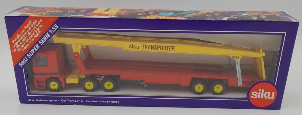 Siku 3944 – MAN Transporteur De Voitures 1:50 – Remorque Détachable, Plateforme Abaissable – 2 Voitures Sport Incluses – Métal/plastique, Jaune/argent