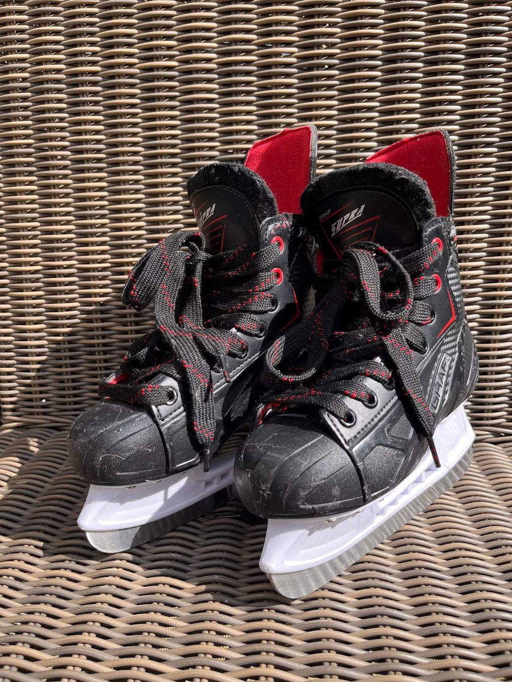 Graf Pattini da ghiaccio: Eishockeyschlittschuhe – Usato da Wettingen venduto da haagli68
