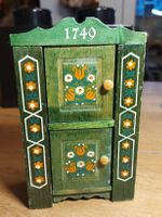 Puppenstube - grüner Kasten von Dora Kuhn - rar