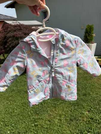 Übergangsjacke   für Mädchen mit smetterlin (gr. 74)
