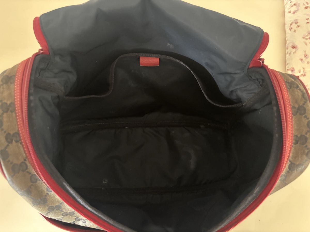 Gucci Taschen: Gucci Wickeltasche stark gebraucht – Gebraucht aus Höri von Celine.11 5