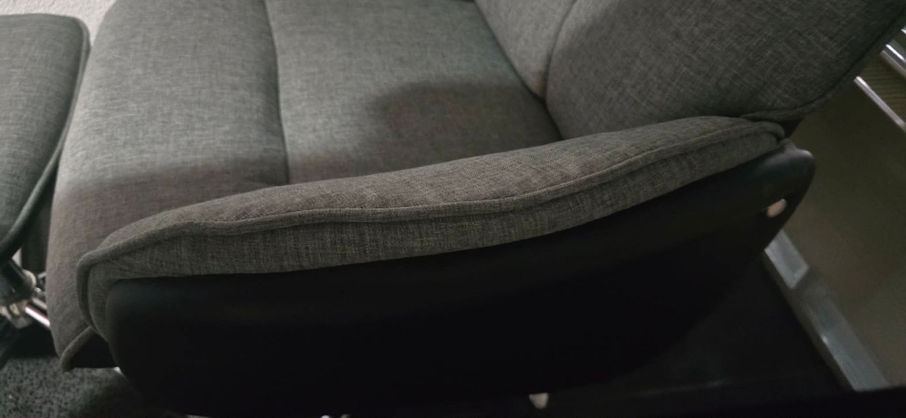 Sessel: SECOND HAND Sessel mit Fusshocker grau – Gebraucht aus Seuzach von Verano_2026 1