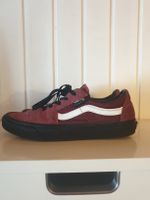 Baskets Vans rouges taille 42 bon état