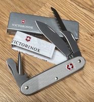 VICTORINOX SWISS ARMY 7 SACKMESSER