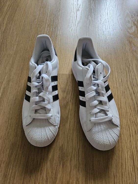 Adidas Superstar Herren Gr sse EU 44 5 US 10 5 Neu Acheter sur