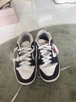 Nike Dunk Low Turnschuhe Grösse 40.5 gebraucht