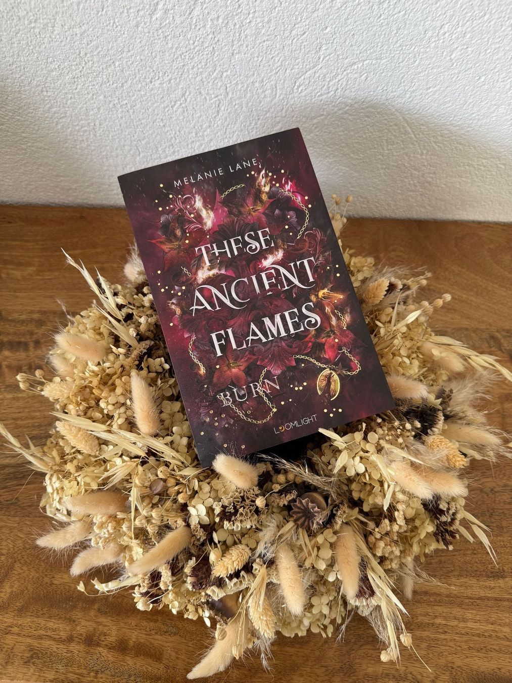 Libri: These Ancient Flames Band 1 & 2 – Usato da Wetzikon ZH venduto da lis_5fjc 5