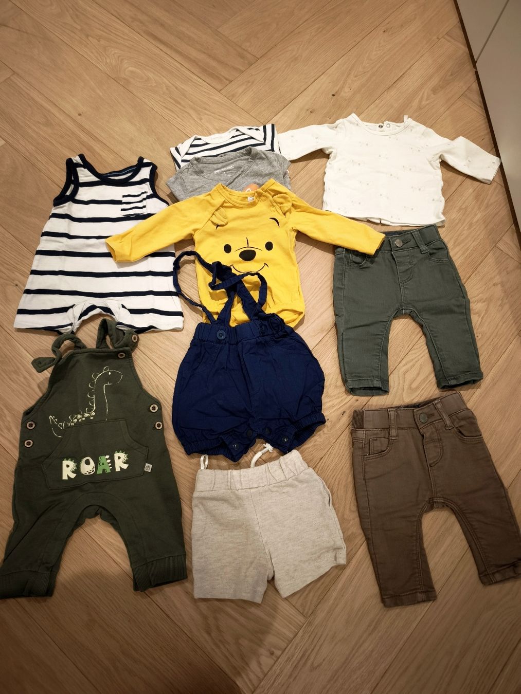 Lotti & Set di vestiti: Baby Paket Kleider Junge 50/56 – Usato da Oberrieden venduto da Beti85