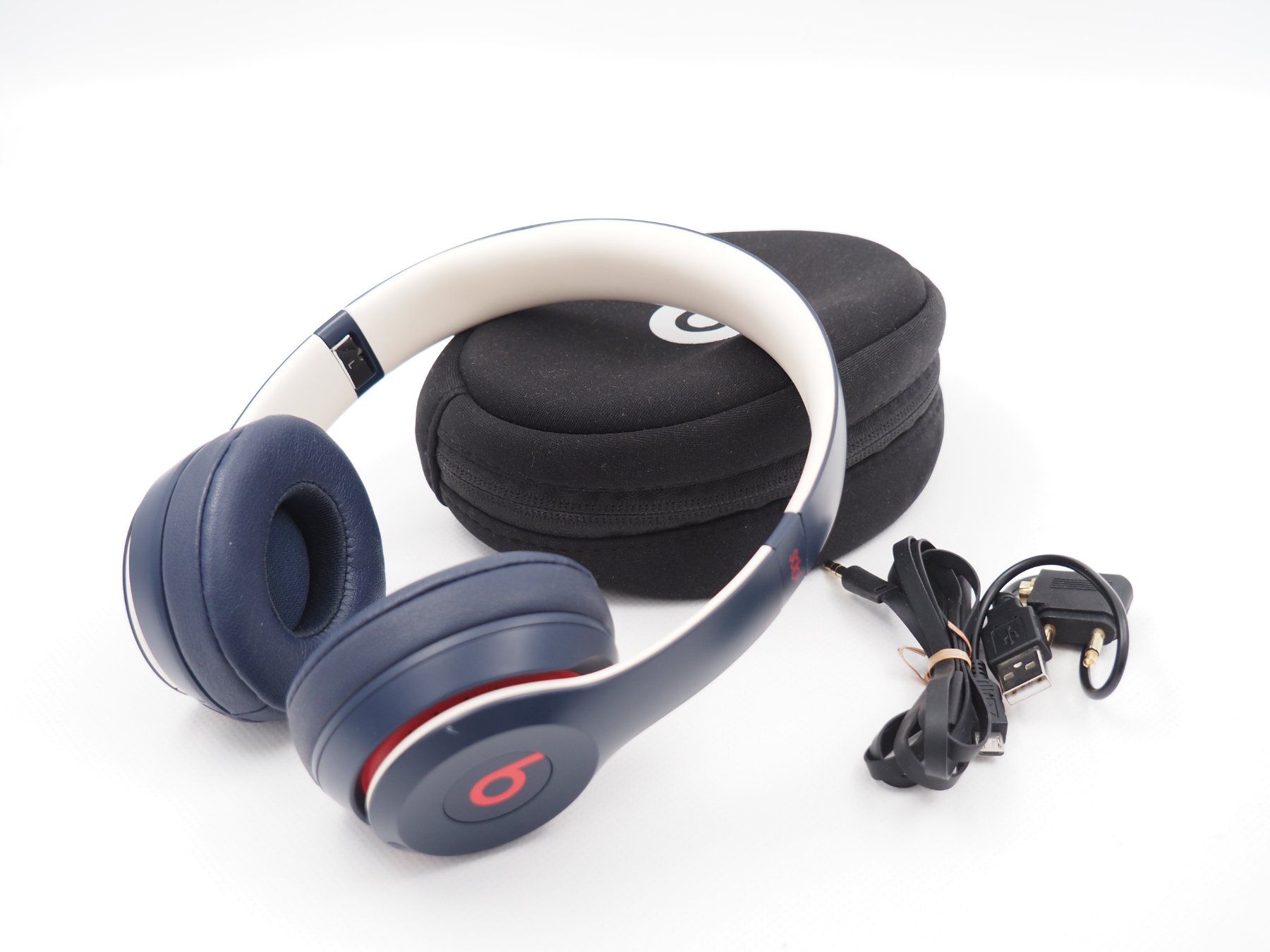Kopfhörer: BEATS Solo 3 Bluetooth Kopfhörer (26040304) – Gebraucht aus Zürich von fundsachenverkauf