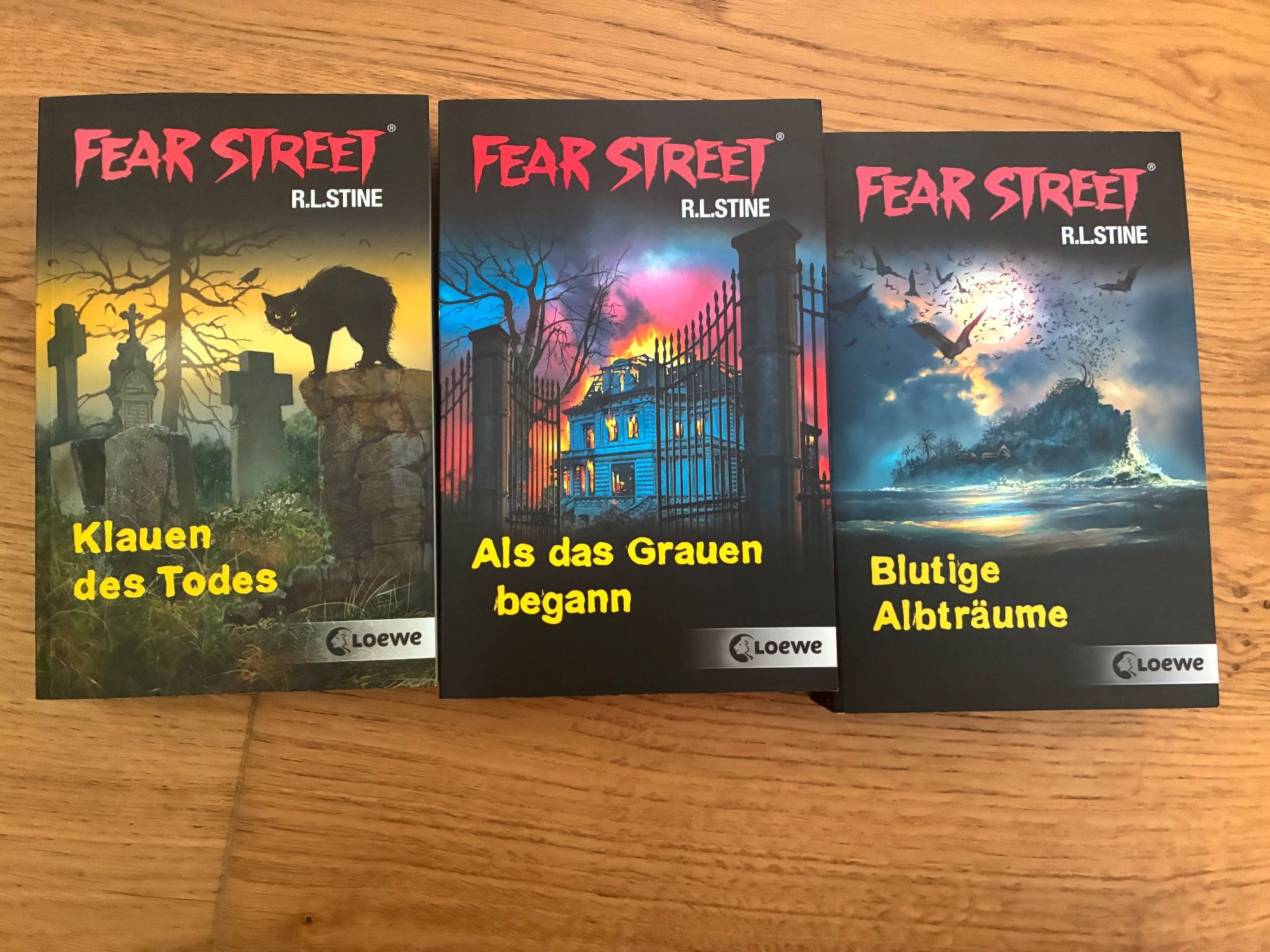 Libri: FEAR STREET - 3 Bänder – Usato da Dielsdorf venduto da aid_6lk7 2