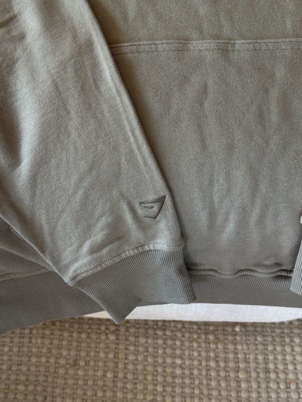 Gymshark Maglioni & Felpe: Gymshark | Sweatshirt – Nuovo (secondo la descrizione) da Horgen venduto da onur_5 3