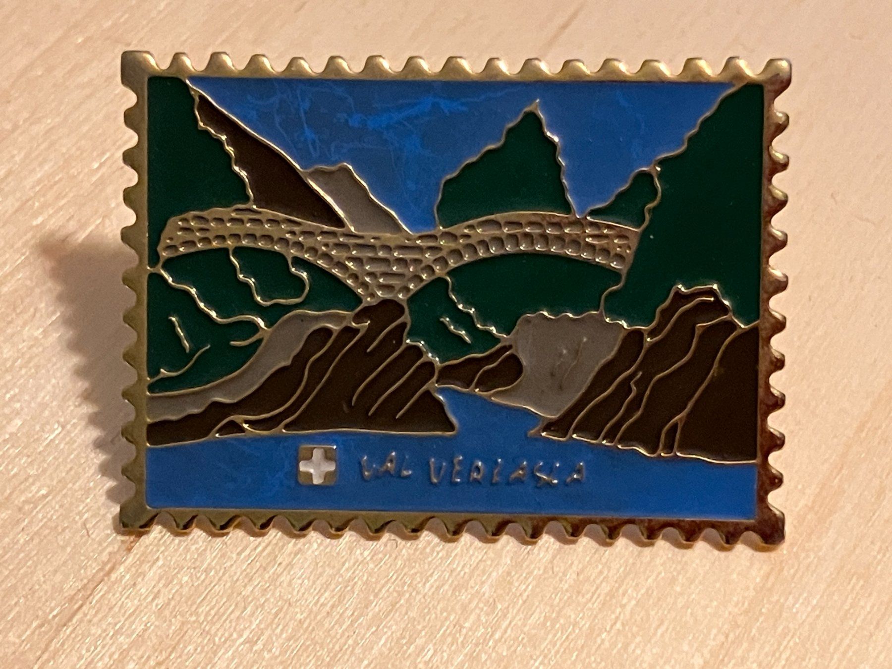 Placchette & Badge: 1 Pin Val Verzasca – Usato da Basel venduto da djwwpp