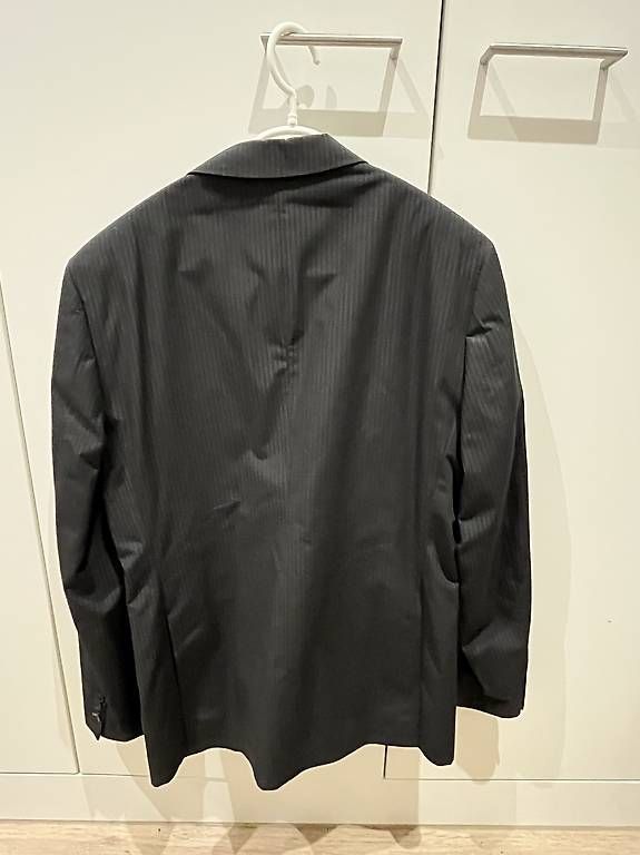 Completi: Kompletter Anzug H&M – Usato da Zürich venduto da BigRock89 1