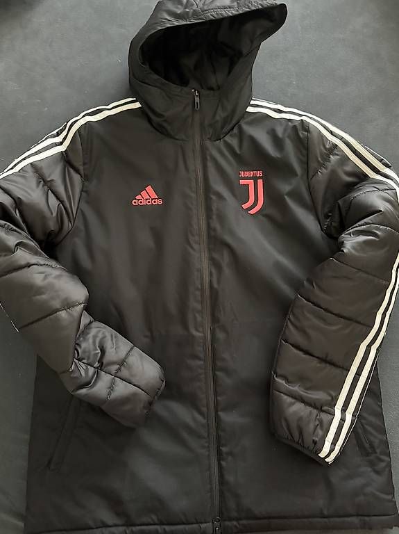 Jacken: Juventus FC Winterjacke – Gebraucht aus Dottikon von francesco014