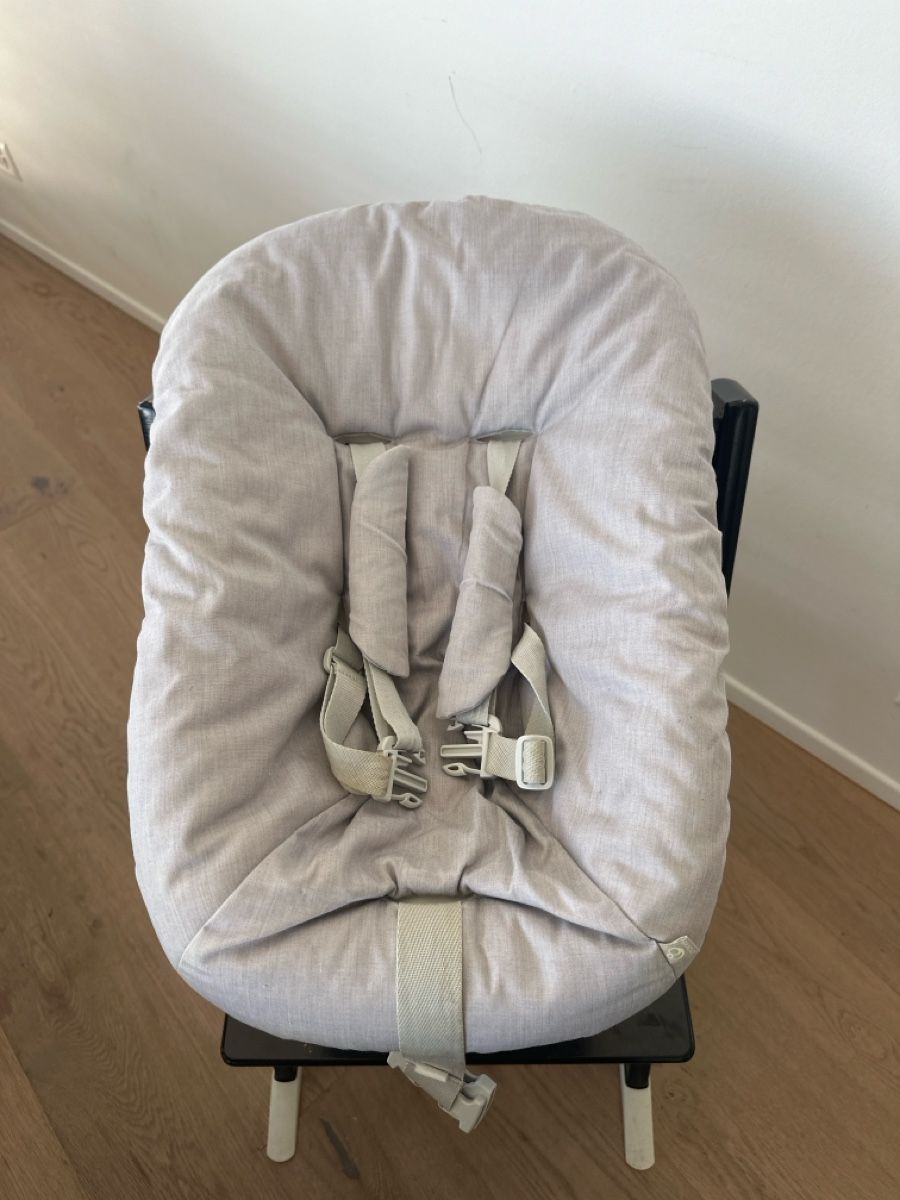 Stokke Wippen & Schaukeln: Stokke Tripp Trapp Newborn Schale – Gebraucht aus Steinhausen von jogrep
