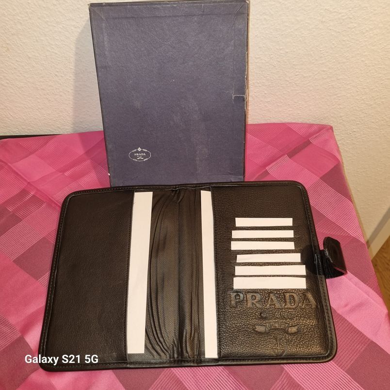 Prada Altro in  Abbigliamento & Accessori: PRADA  i pat und Kreditarten Hülle – Nuovo (secondo la descrizione) da Zürich venduto da Big 1