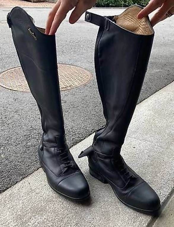 Scarpe per cavalli: Stivali equitazione  – Usato da Personico venduto da BenCosti 1