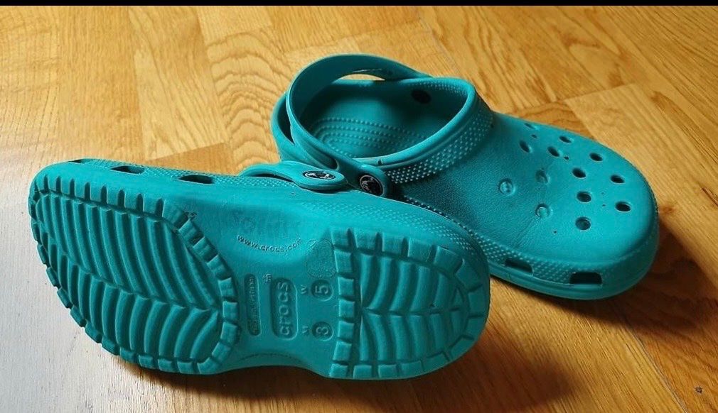 Crocs Scarpe da uomo: Crocs M3/W5 – Usato da Genthod venduto da Bilibi 1