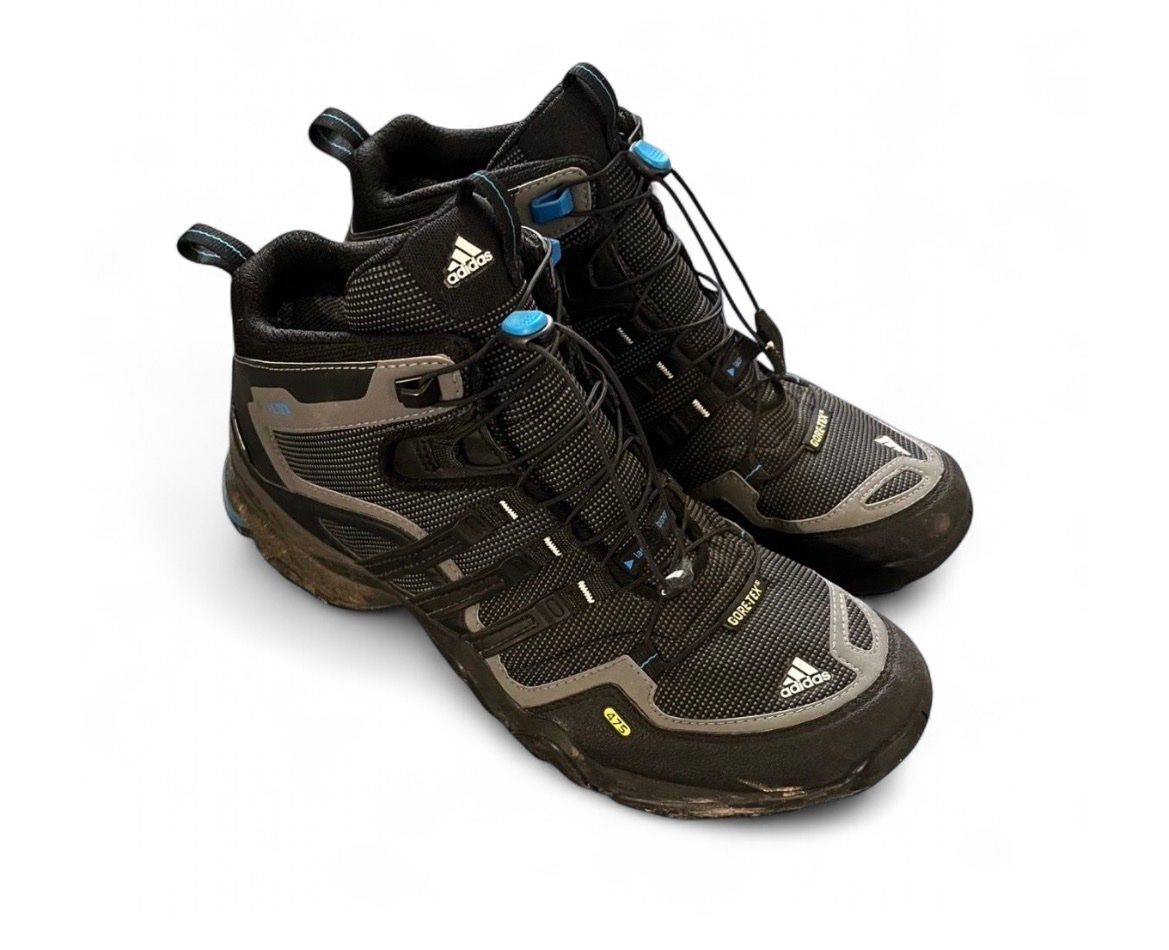 Adidas Scarpe da uomo: Adidas Gore-Tex Wanderschuhe 44 – Nuovo (secondo la descrizione) da Vaduz venduto da bestbest