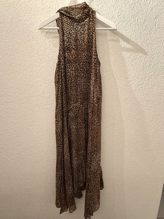 Kleid Leo-Muster Grösse M neu mit Etikett