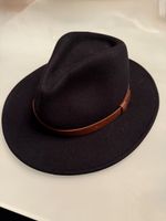 Eleganter Winter Filzhut, Schwarz mit Lederband - Neuwertig