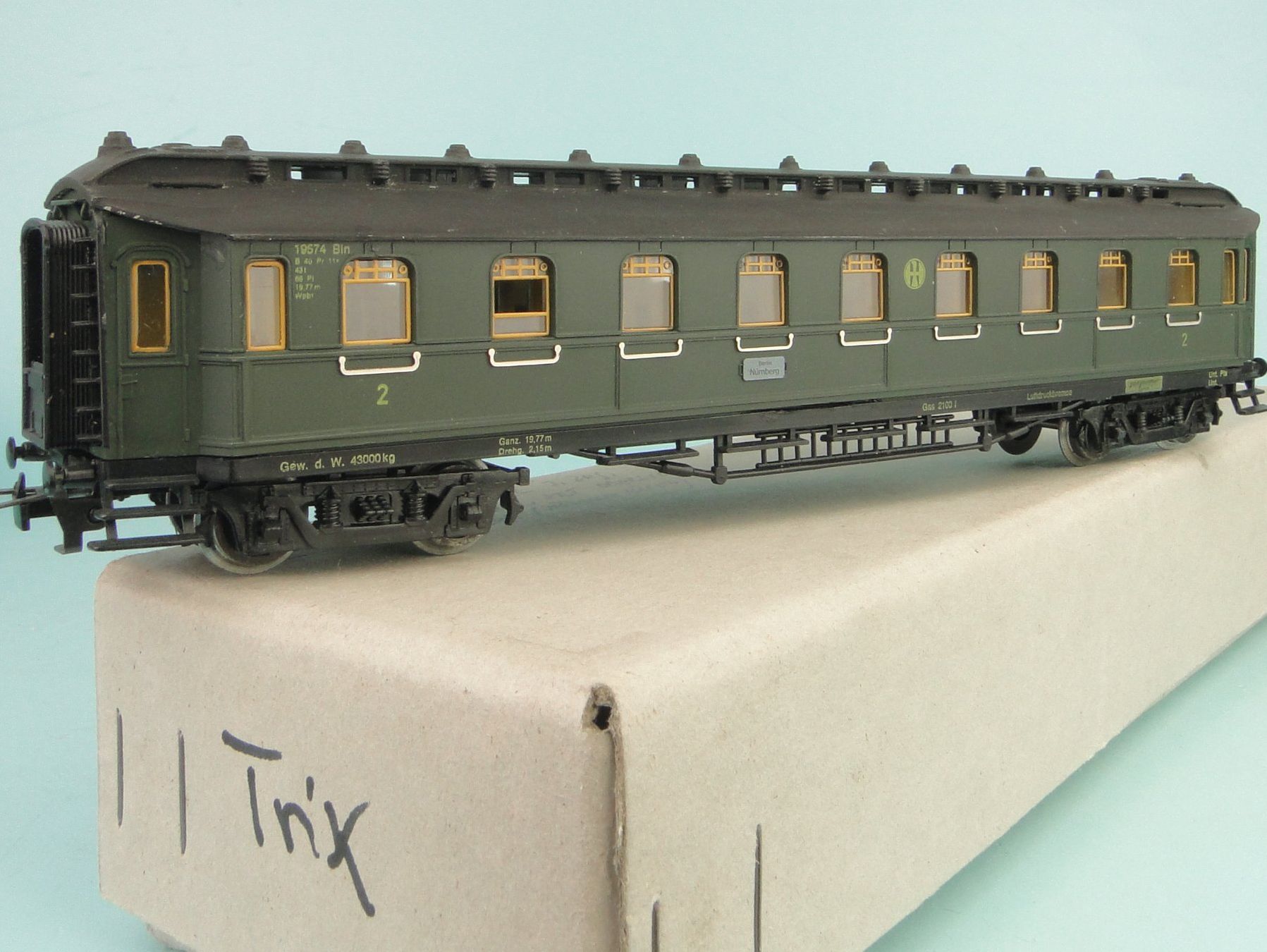 Trix Modellini di ferrovie: Trix H0 Schwerer Preuss. Personenwagen – Usato da Bülach venduto da cann11