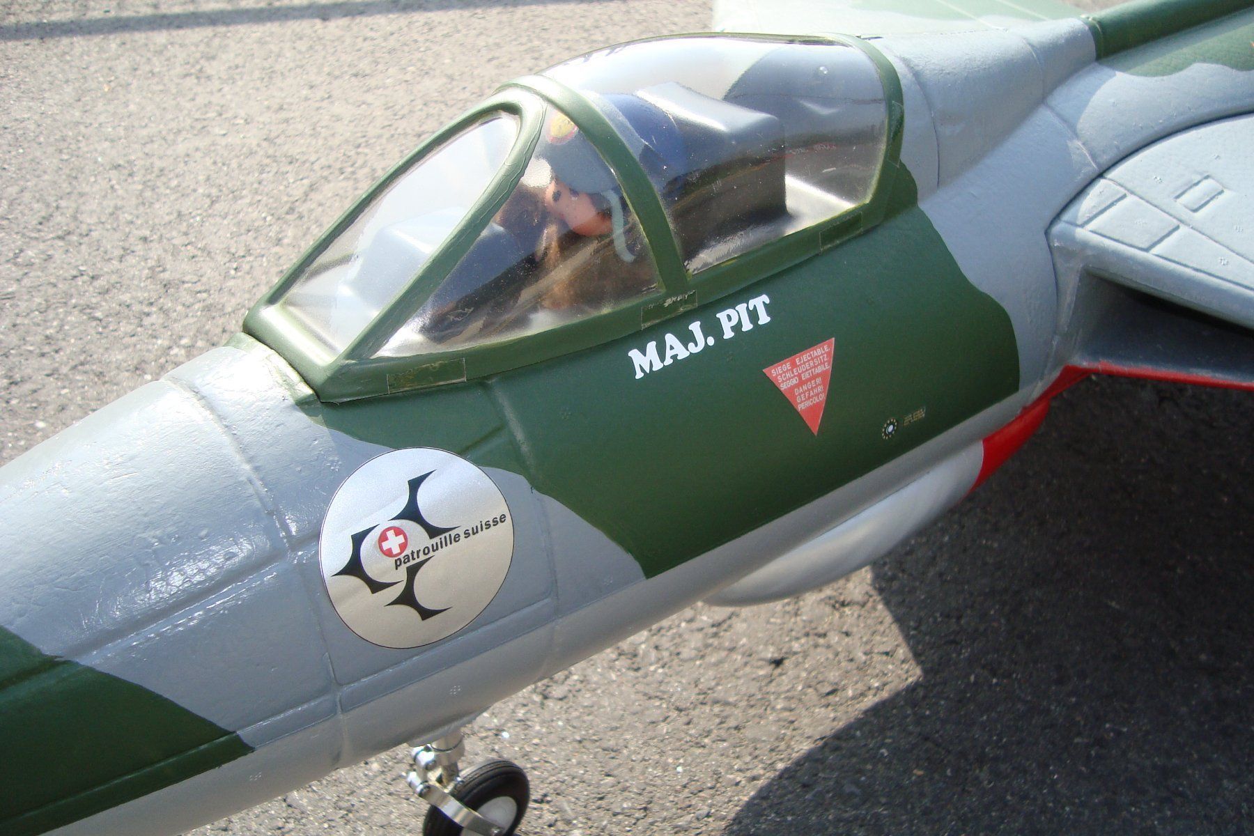 Modellismo RC: Hawker Hunter MK 58 – Nuovo (secondo la descrizione) da Rubigen venduto da remarub 4
