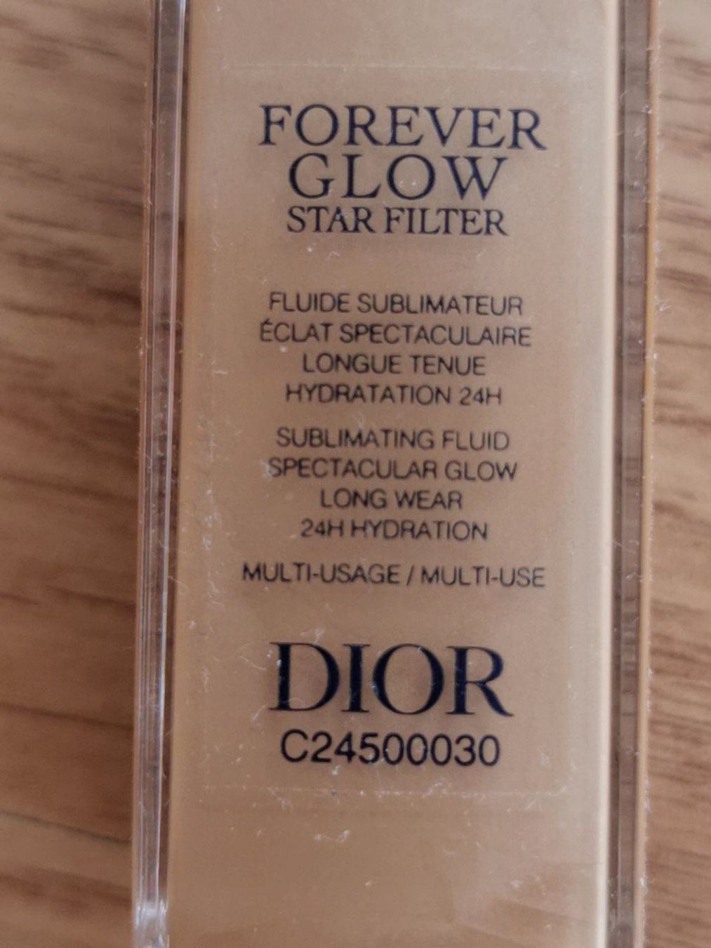Make-up: 6 Hochwertige Foundation-Cremes – Usato da Schlieren venduto da vla_9m75 6