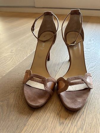 Sandales daim beige 38
