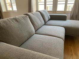 Gemütliches Ecksofa in Grau, guter Zustand!