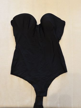 Corset noir bandeau gainant et sexy taille S