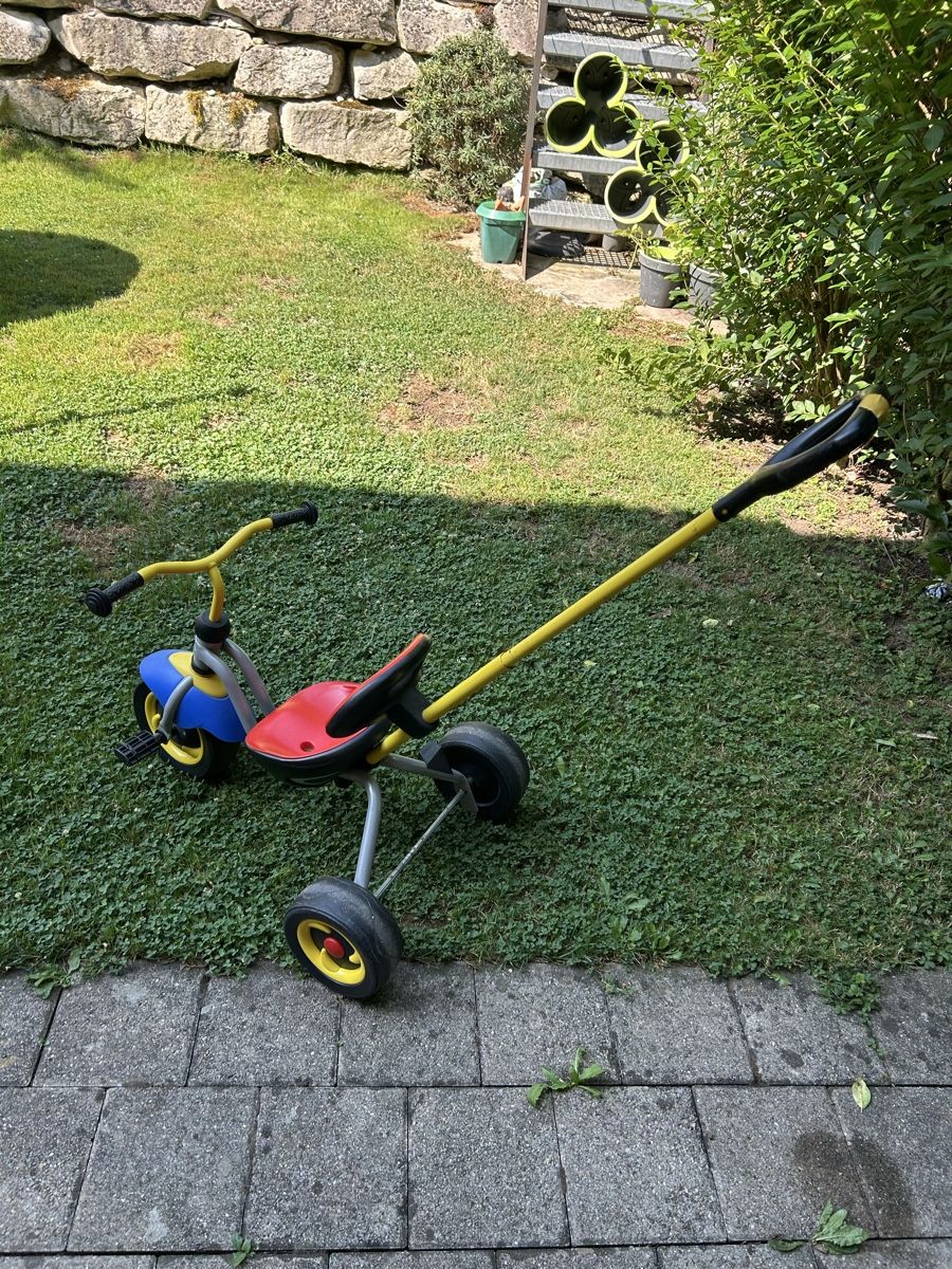 Puky Vélos: Puky Kinderdreirad mit Schiebestange – D'occasion à Langnau am Albis par Elli2013 2