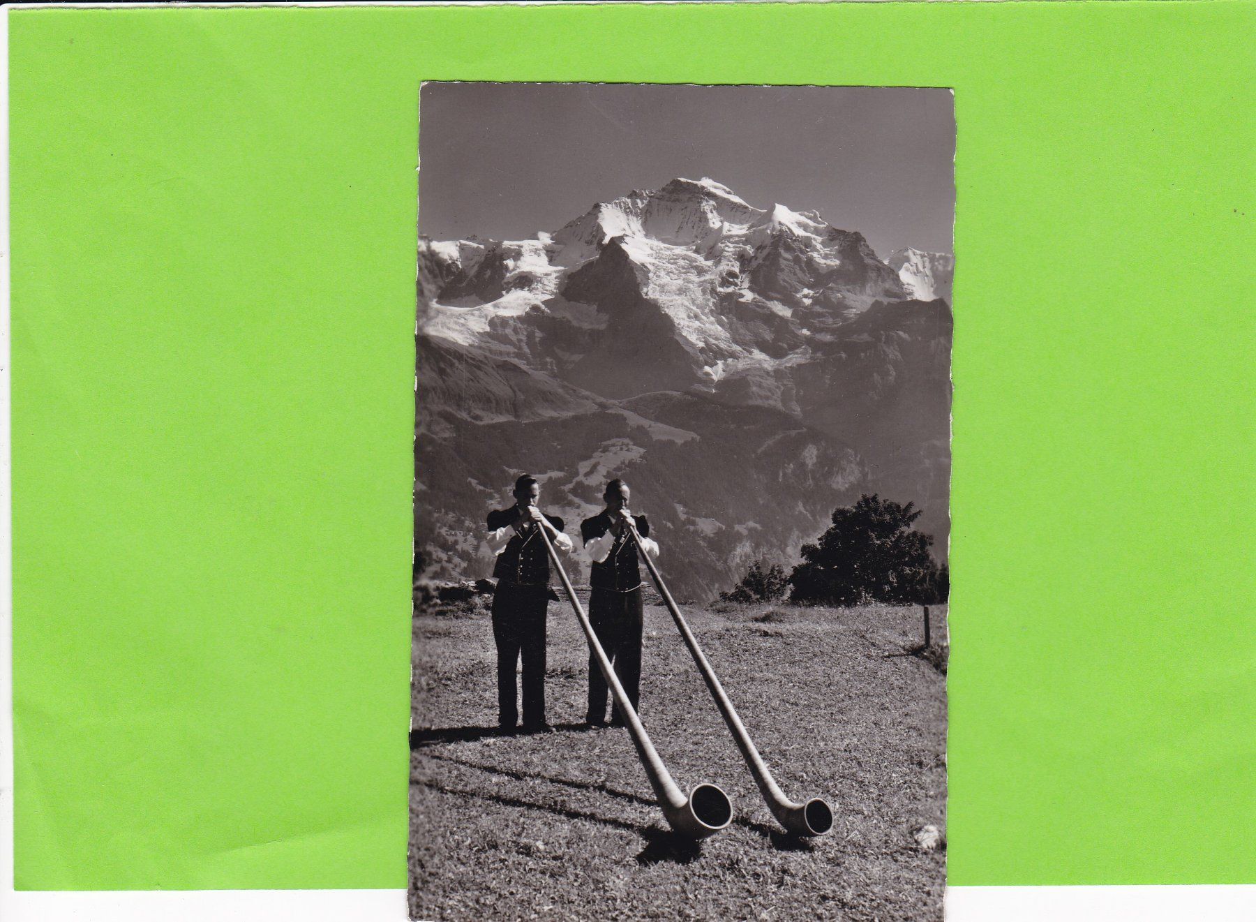 Cartes postales: Alphornbläser mit Jungfrau – D'occasion à St. Peterzell par neckertal