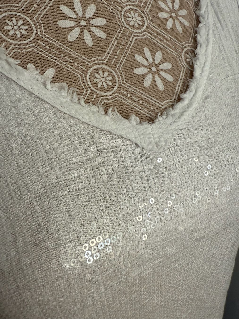 T-shirt: Sa'Sa - Top avec sequins  - M – Usato da Sion venduto da accroshoes 4