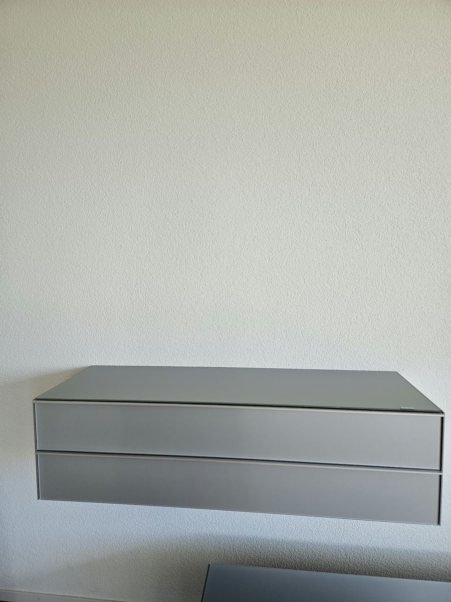 Cassettiere: Sideboard Spectral Wandmontage  – Usato da Baar venduto da jea_q8c5