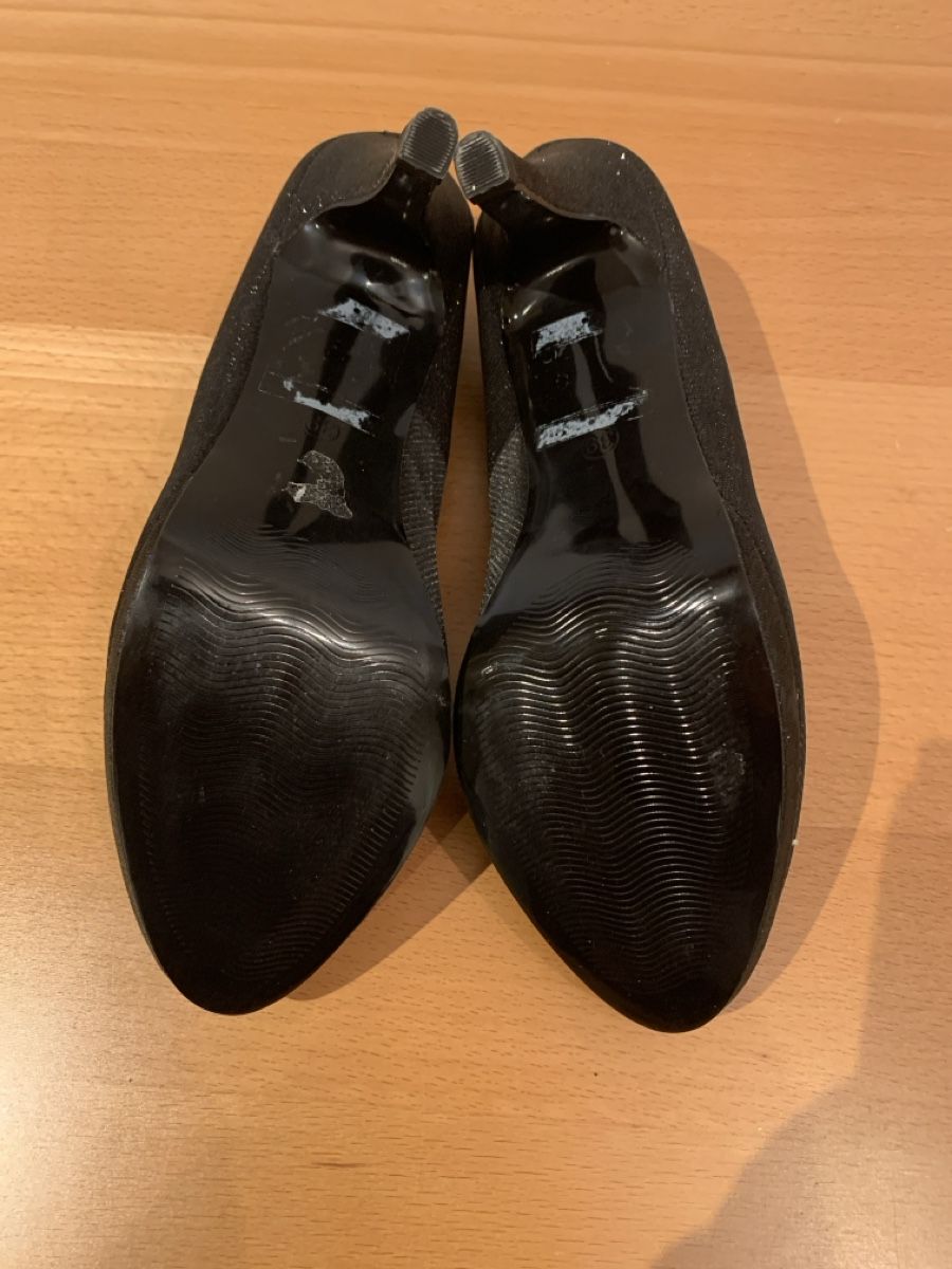Scarpe da donna: Pumps gr 39 – Usato da Oberstocken venduto da Janu88 2
