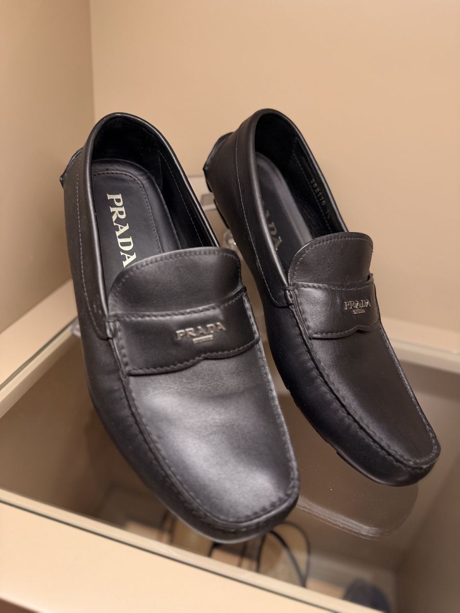 Prada Scarpe da uomo: Prada klasische Loafer  – Nuovo (secondo la descrizione) da Zürich venduto da christina100
