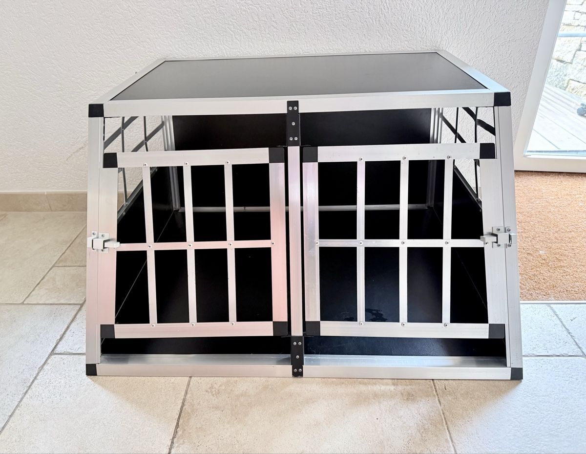 Gabbie, trasporto & Sicurezza: Dog transportation box for a medium-sized dog – Usato da Bière venduto da kat_m2qn 4